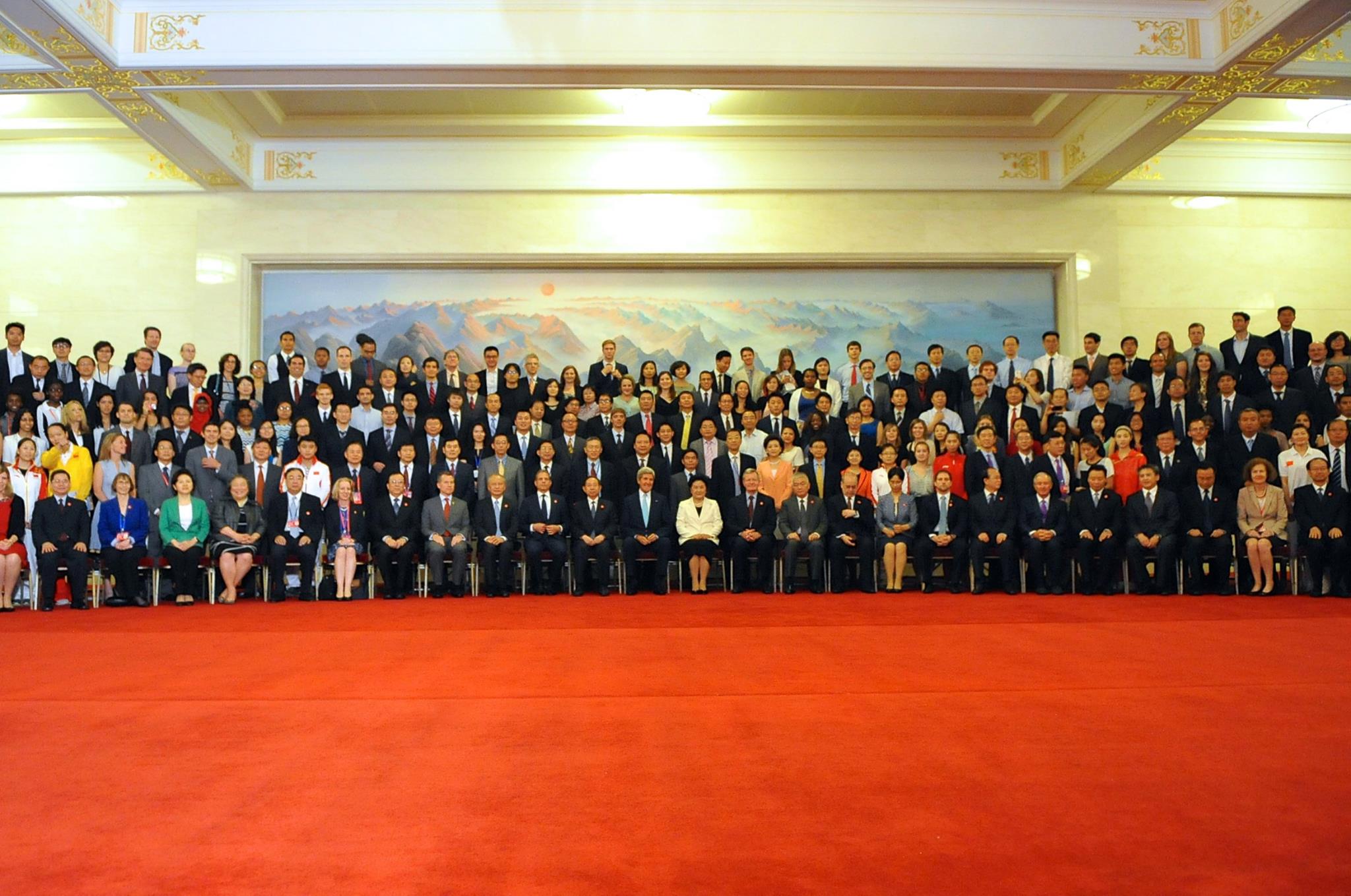 Group photo with Secretary of State John Kerry and Vice Premier Madam Liu Yandong